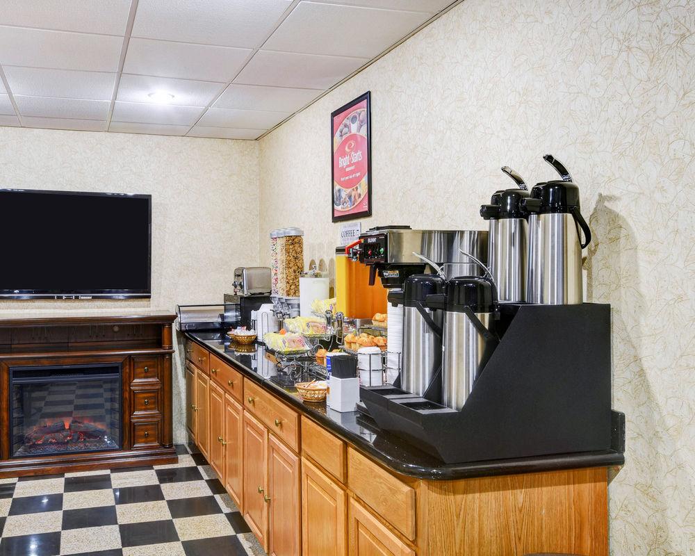 Econo Lodge Morgantown Luaran gambar