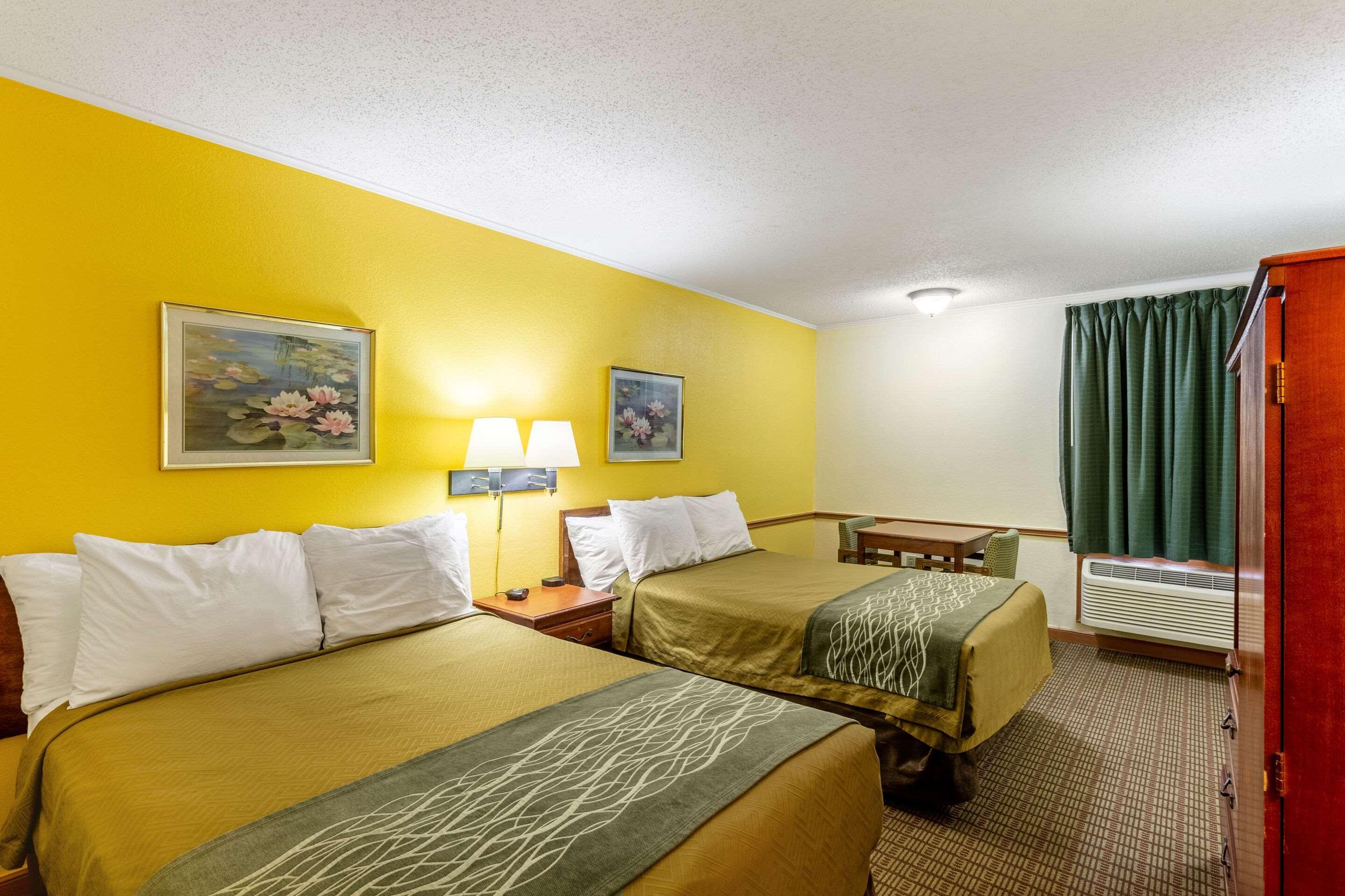 Econo Lodge Morgantown Luaran gambar