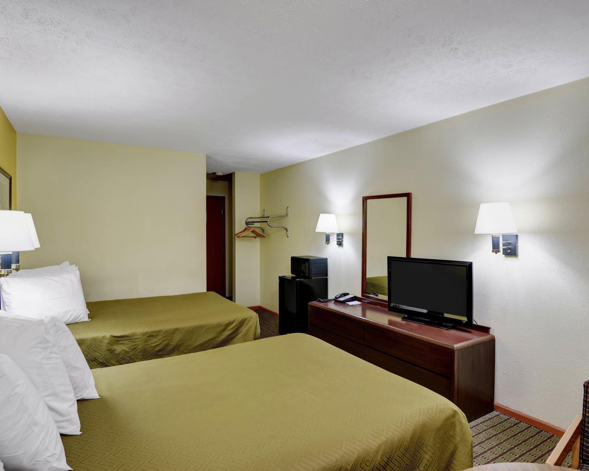 Econo Lodge Morgantown Luaran gambar