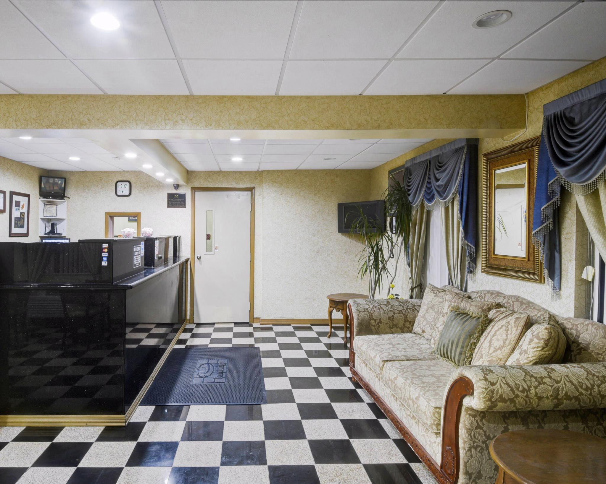 Econo Lodge Morgantown Luaran gambar